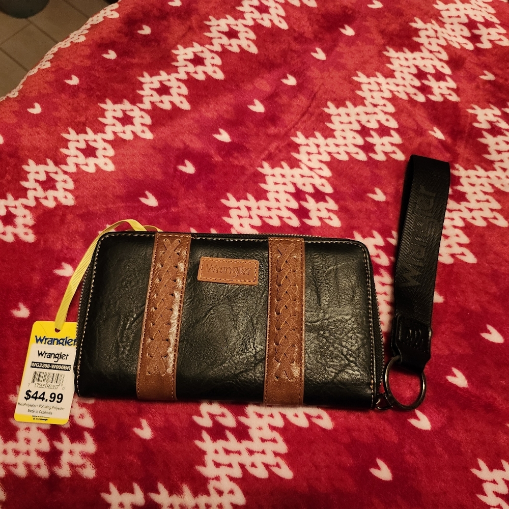 Wrangler wallet